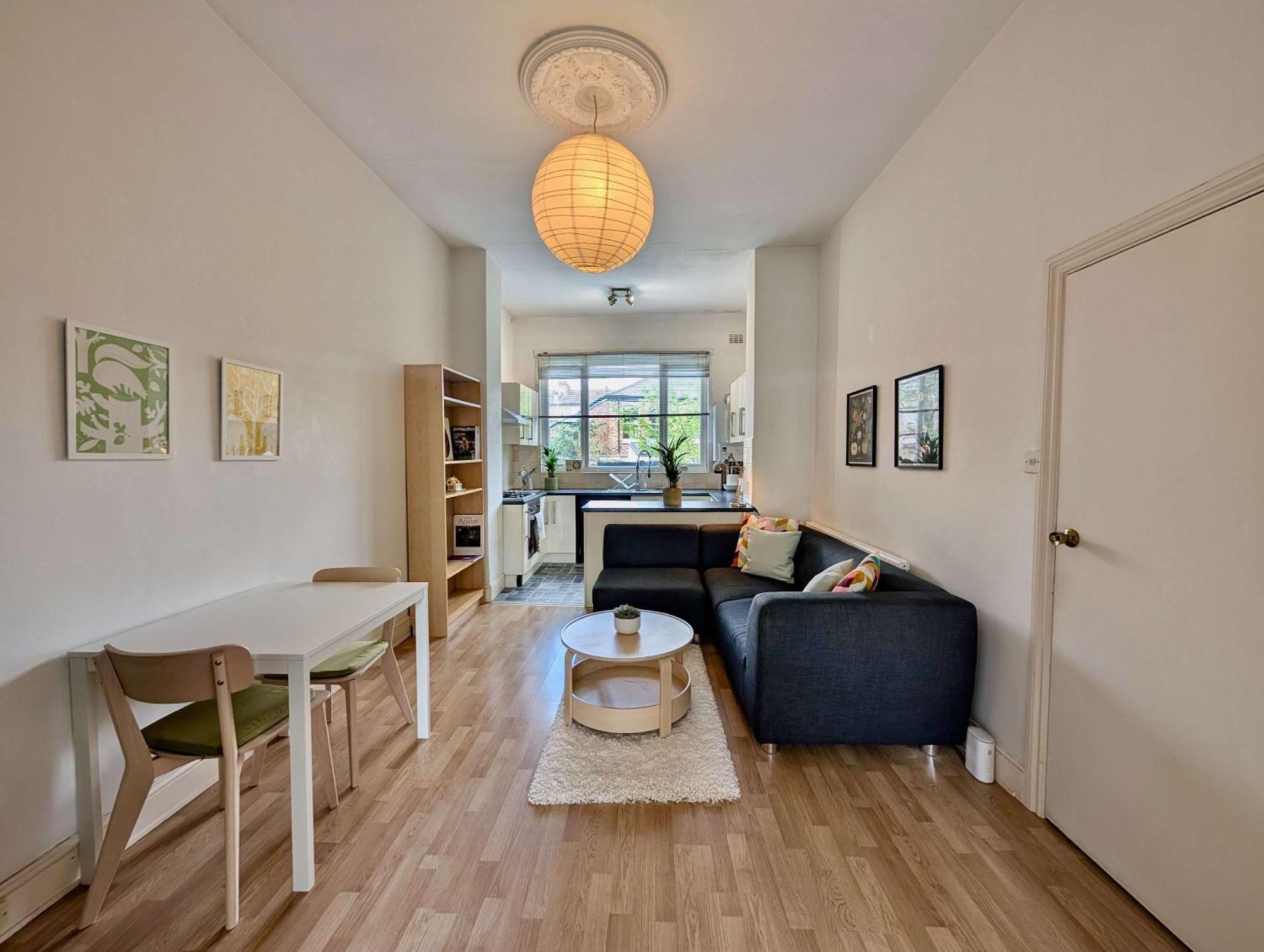 Chic & Modern Flat In Apartament